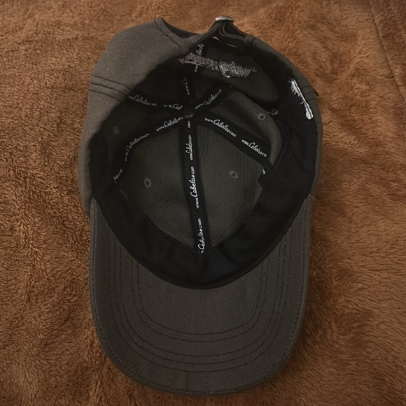 Cabela’s hat - Picture 3 of 4